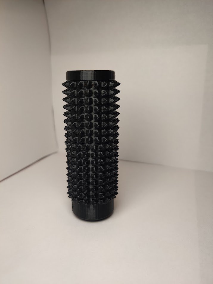 spiky roller